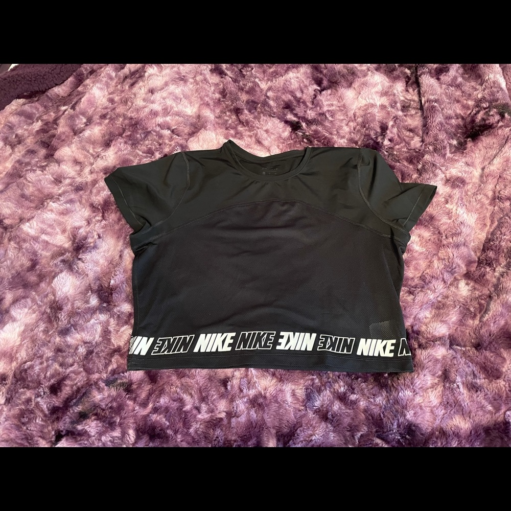 Nike dri-fit crop top